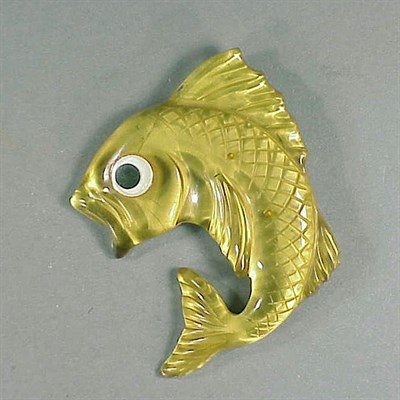 Lot 539 - Bakelite Googly Eye Brooch Depicting a fish....