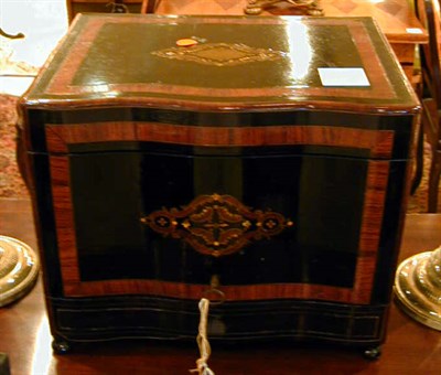 Lot 455 - Edwardian Inlaid Ebony and Mahogany Decanter Set