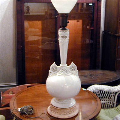Lot 624 - Royal Worcester Porcelain Lamp