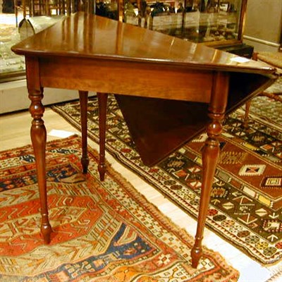 Lot 214A - Georgian Style Mahogany Gate-Leg Table