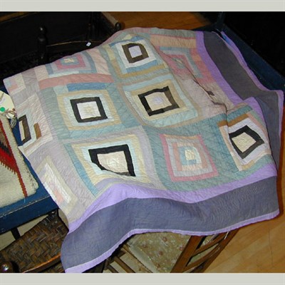 Lot 372 - American Pieced Cotton Quilt Possibly...