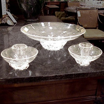 Lot 222 - Steuben Glass Three-Piece Garniture