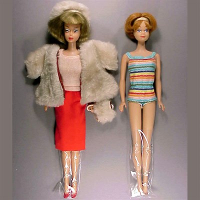 Lot 147 - Ash Blond American Girl Barbie With unusual...