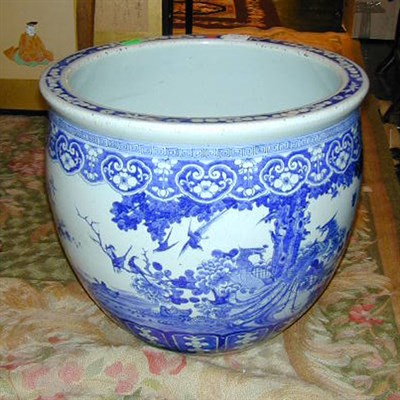 Lot 116 - Chinese Blue and White Porcelain Fish Bowl