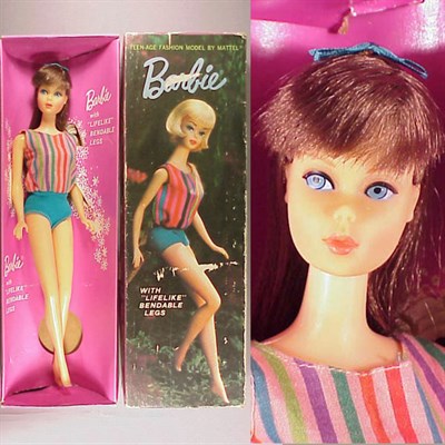 Lot 154 - Japanese Brunette Bendable Leg Barbie Twist 'n'...