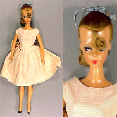 Lot 119 - Ash Blonde 7 1/2 Inch Bild-Lilli Hair in...