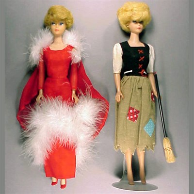 Lot 245 - Blonde Side Part Bubble Cut Barbie On bendable...