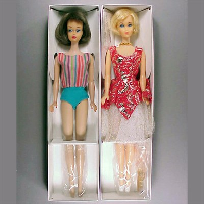 Lot 150 - Brunette American Girl Barbie Dark geranium...
