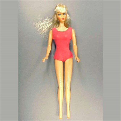 Lot 157 - Japanese Blonde Twist 'n' Turn Barbie High...