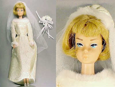Lot 213 - Ash Blonde American Girl Barbie Buttery lips,...