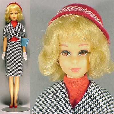 Lot 167 - Blonde Bendable Leg Francie In rare Japanese...