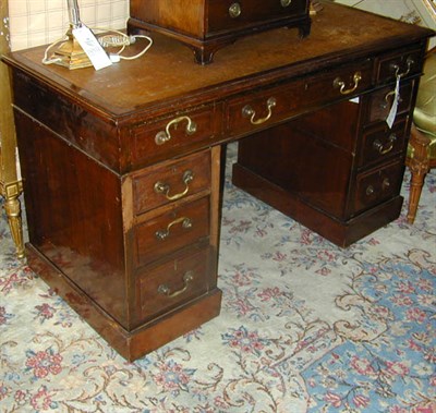 Lot 342 - Georgian Style Leather Inset Mahogany Pedestal...