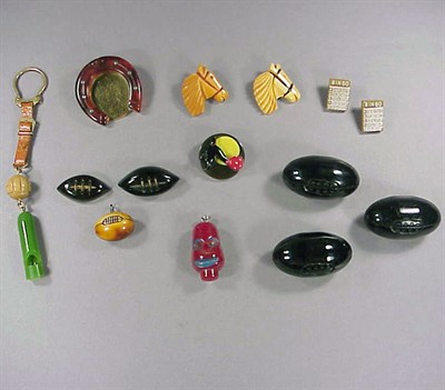 Lot 288 - Miscellaneous Group of Bakelite Buttons and...