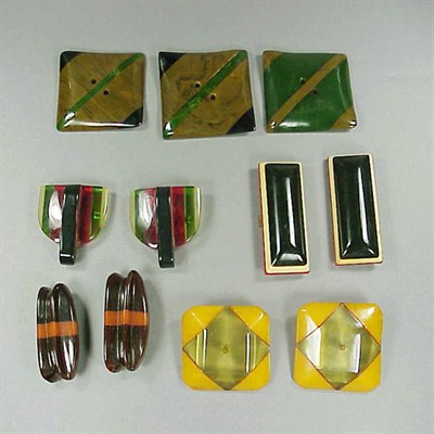 Lot 626 - Miscellaneous Group of Bakelite Buttons and...