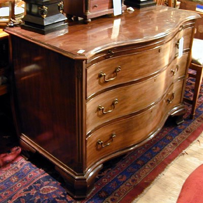 Lot 257 - George III Style Mahogany Chest of Drawers
