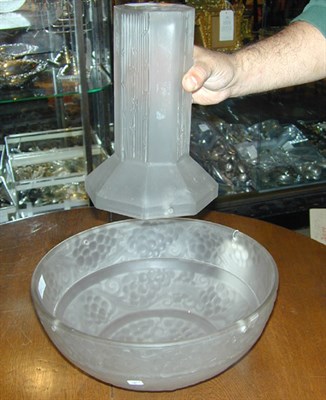Lot 271 - Lalique Molded Glass Saint Vincent Lamp The...