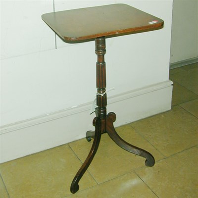 Lot 391 - George III Mahogany Candlestand