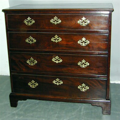 Lot 349 - George III Mahogany Chest of Drawers