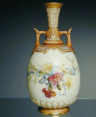 Lot 680 - Royal Worcester Gilt-Decorated Two-Handled...