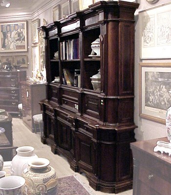 Lot 342 - Italian Rococo Style Cabinet
