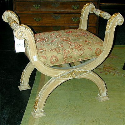 Lot 681 - Neoclassical Style Painted and Parcel Gilt Stool