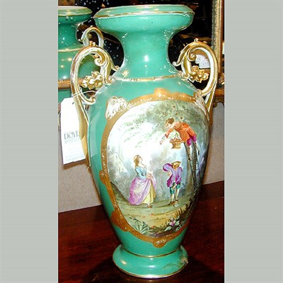 Lot 427 - Paris Porcelain Vase