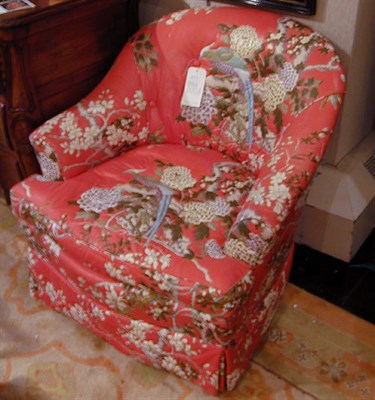 Lot 641 - Upholstered Sofa and Two Armchairs en Suite