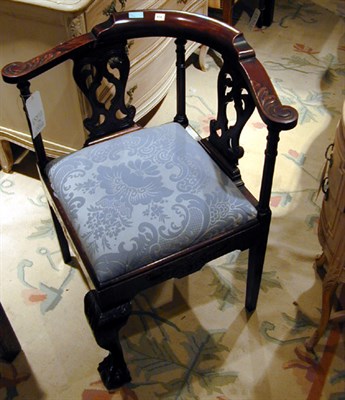 Lot 718 - Georgian Style Mahogany Corner Chair
