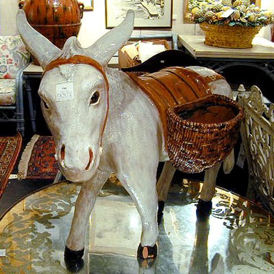 Lot 790 - Continental Faience Mule