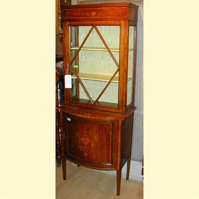 Lot 534 - Edwardian Inlaid Mahogany Vitrine