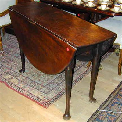 Lot 306 - George III Mahogany Drop-Leaf Table