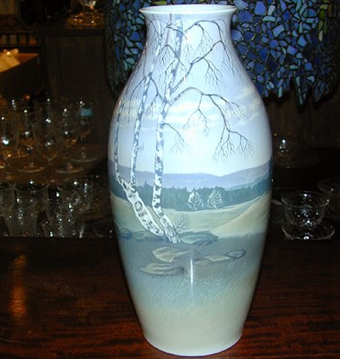 Lot 423 - Rosenthal Porcelain Vase