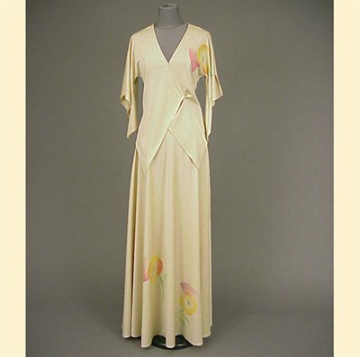 Lot 671 - Giorgio di Sant'Angelo Air Brushed Ensemble...
