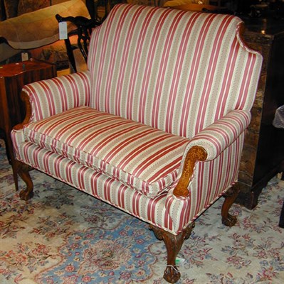 Lot 359 - Georgian Style Marquetry Inlaid Mahogany Marquise