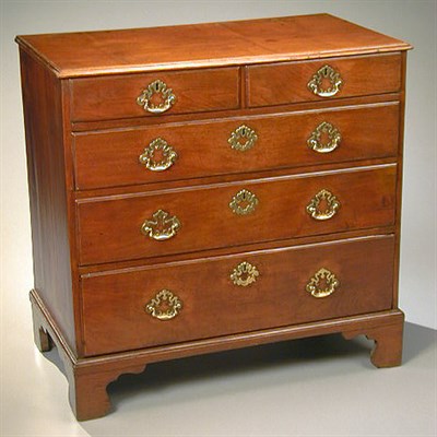 Lot 418 - George III Mahogany Chest of Drawers Late 18th...