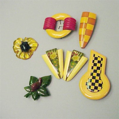 Lot 378 - Miscellaneous Group of Seven Bakelite Dress...