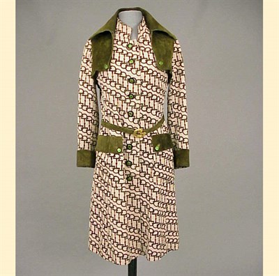 Lot 656 - Gucci Classic Coat 1960s Of silk twill printed...