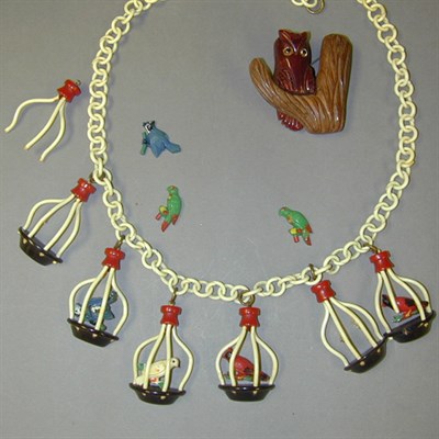 Lot 439 - Bakelite and Celluloid Necklace The chain...