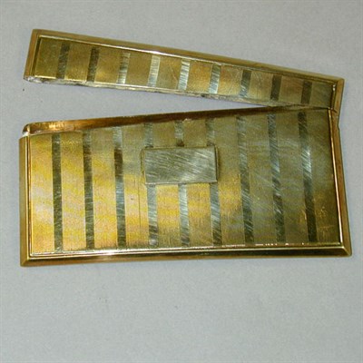 Lot 209 - Gold Card Case 14 kt. yellow gold, the...