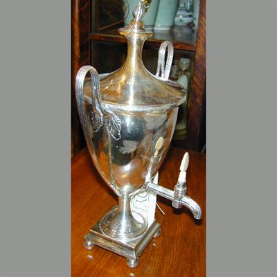 Lot 401 - Sheffield Silver Plated Tea Urn