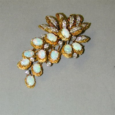 Lot 258 - Opal and Diamond Spray Pin 18 kt. yellow gold,...
