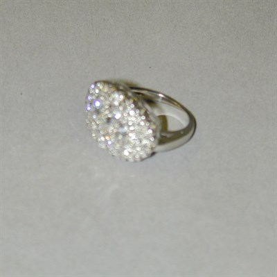 Lot 248 - Pave Diamond Ring 14 kt. white gold, set to...