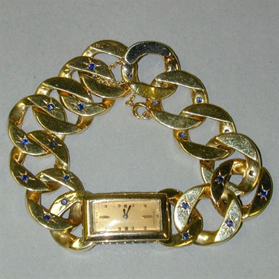 Lot 228 - Lady's Gold Bracelet Watch 14 kt. yellow gold,...