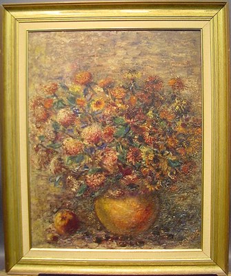 Lot 30 - Luba Gurdus American, b. 1914 VASE OF FLOWERS...
