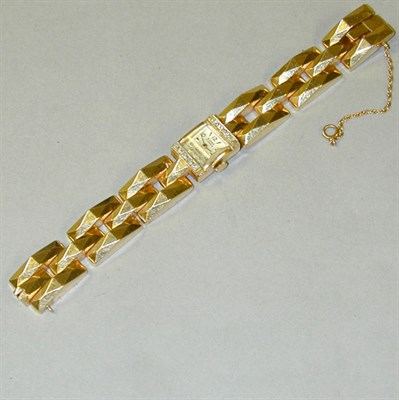 Lot 241 - Lady's Retro Wristwatch 14 kt. yellow gold,...