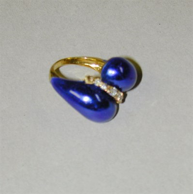 Lot 196 - Blue Enamel and Diamond Ring 18 kt. yellow...