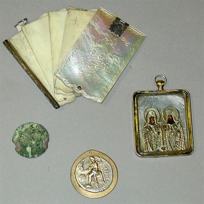 Lot 28 - Lot of Assorted Items Comprising one Victorian...