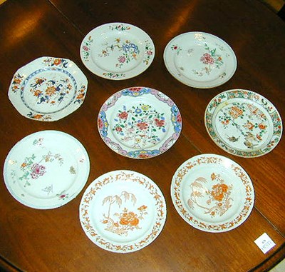 Lot 275 - Eight Chinese Export Porcelain Plates 18th...