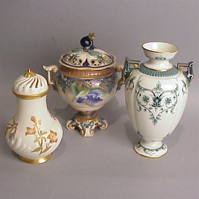 Lot 361 - Group of Three Hadleys and Royal Worcester...
