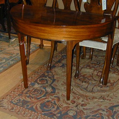 Lot 375 - George III Style Mahogany Console